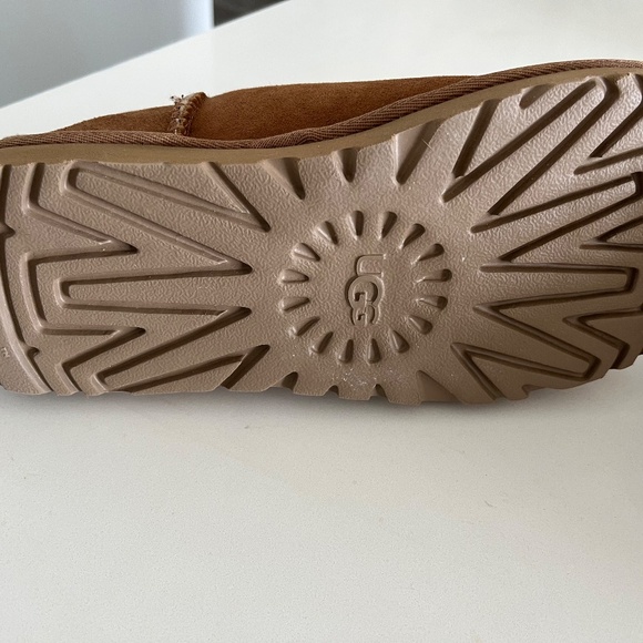 UGG classic micro mini size 8/39 NWOT - Picture 4 of 14